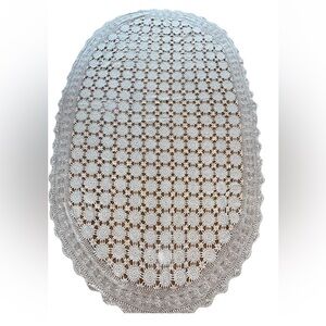 Cream crocheted oval vintage tablecloth 87”x55” all cotton farmhouse cottagecore